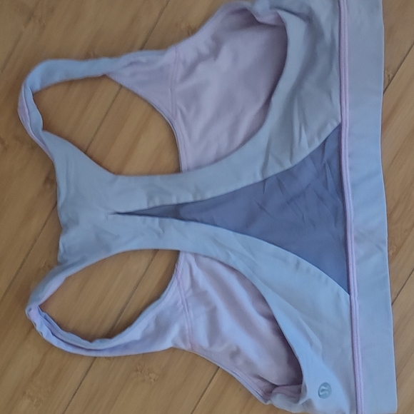 Lululemon Sports Bras size 8 - set of 4 - Picture 6 of 8